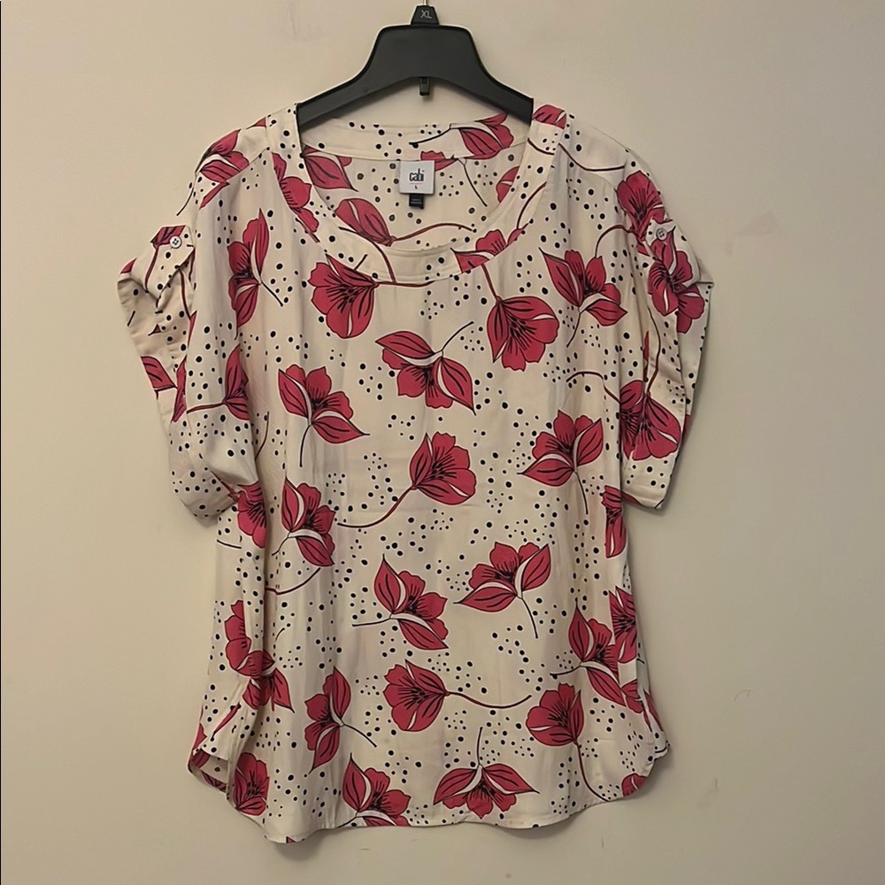 CAbi Pink and Black Floral Short Sleeve Blouse Size Large Style Number 4166
